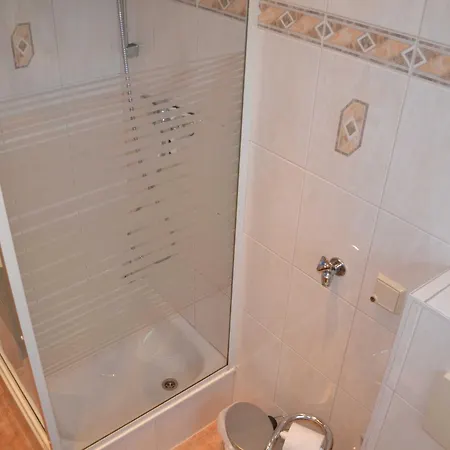 Lockner Bungalow Butt Appartement *
